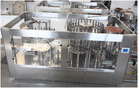 PET bottle rinsing-filling-cap